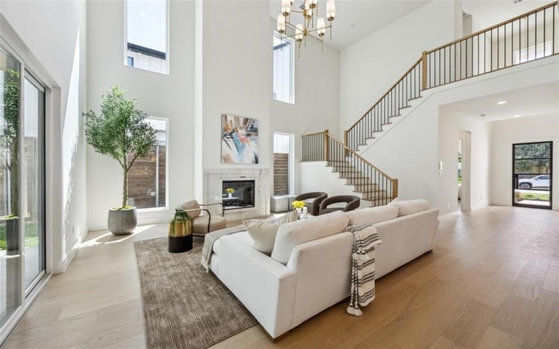 4415 Merrell Road, Dallas, TX 75229, 5 Habitaciones Habitaciones , ,6 BañosBaños,Residential,En Venta,4415 Merrell Road,0,21148282