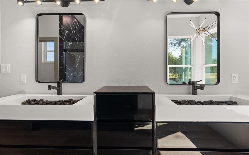 7316 N Sundance Drive, Joshua, TX 76058, 3 Bedrooms Bedrooms, ,2 BathroomsBathrooms,Residential,For Sale,7316 N Sundance Drive,0,21148309