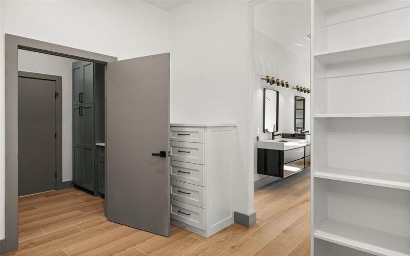 7316 N Sundance Drive, Joshua, TX 76058, 3 Bedrooms Bedrooms, ,2 BathroomsBathrooms,Residential,For Sale,7316 N Sundance Drive,0,21148309