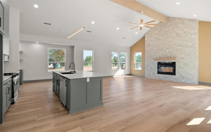 7316 N Sundance Drive, Joshua, TX 76058, 3 Bedrooms Bedrooms, ,2 BathroomsBathrooms,Residential,For Sale,7316 N Sundance Drive,0,21148309