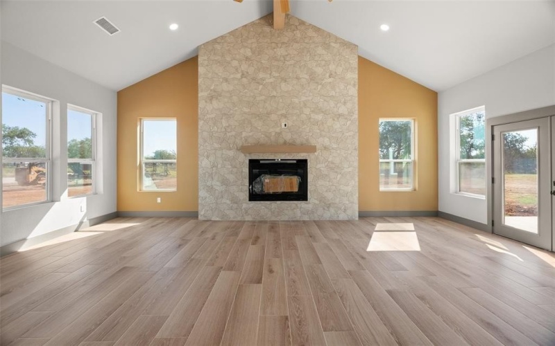 7316 N Sundance Drive, Joshua, TX 76058, 3 Bedrooms Bedrooms, ,2 BathroomsBathrooms,Residential,For Sale,7316 N Sundance Drive,0,21148309