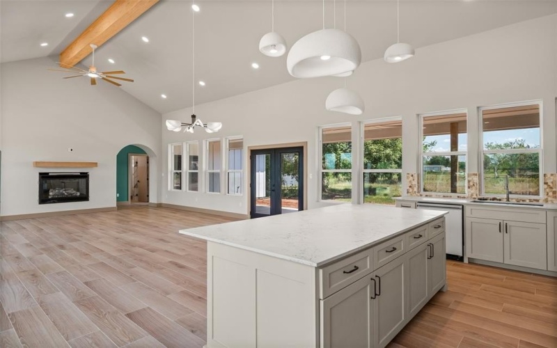 7404 N Sundance Drive, Joshua, TX 76058, 3 Bedrooms Bedrooms, ,2 BathroomsBathrooms,Residential,For Sale,7404 N Sundance Drive,0,21148364