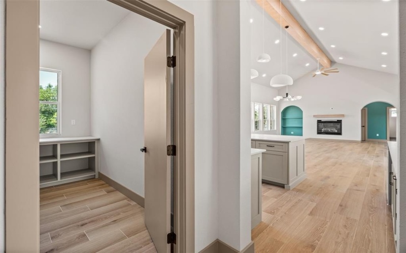 7404 N Sundance Drive, Joshua, TX 76058, 3 Bedrooms Bedrooms, ,2 BathroomsBathrooms,Residential,For Sale,7404 N Sundance Drive,0,21148364