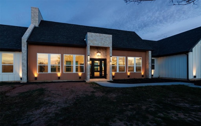 7404 N Sundance Drive, Joshua, TX 76058, 3 Bedrooms Bedrooms, ,2 BathroomsBathrooms,Residential,For Sale,7404 N Sundance Drive,0,21148364