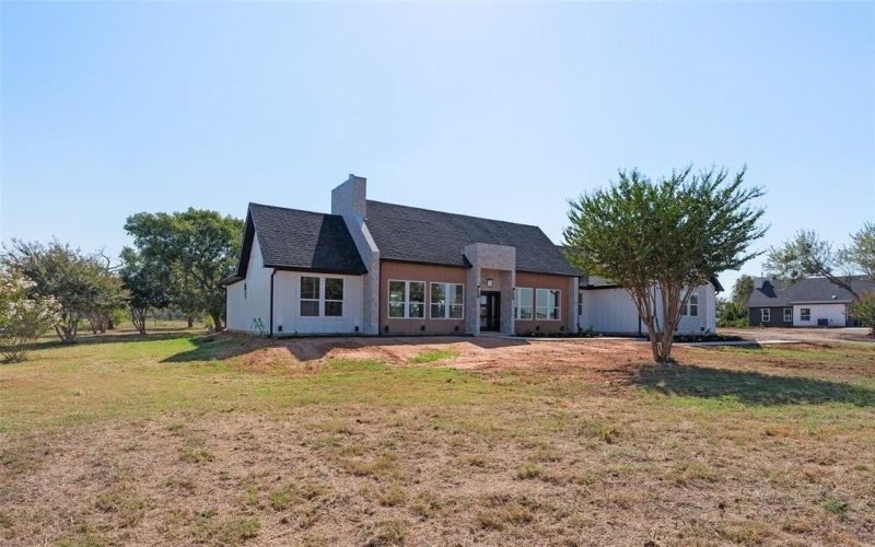 7404 N Sundance Drive, Joshua, TX 76058, 3 Bedrooms Bedrooms, ,2 BathroomsBathrooms,Residential,For Sale,7404 N Sundance Drive,0,21148364