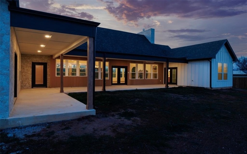 7404 N Sundance Drive, Joshua, TX 76058, 3 Bedrooms Bedrooms, ,2 BathroomsBathrooms,Residential,For Sale,7404 N Sundance Drive,0,21148364