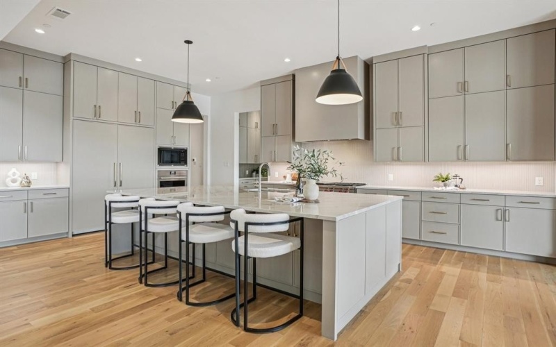 310 Shady Oaks Drive, Southlake, TX 76092, 6 Bedrooms Bedrooms, ,9 BathroomsBathrooms,Residential,For Sale,310 Shady Oaks Drive,0,21148408