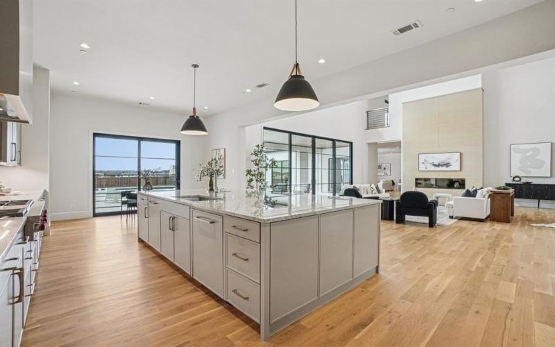 310 Shady Oaks Drive, Southlake, TX 76092, 6 Bedrooms Bedrooms, ,9 BathroomsBathrooms,Residential,For Sale,310 Shady Oaks Drive,0,21148408