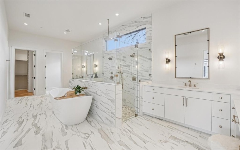 310 Shady Oaks Drive, Southlake, TX 76092, 6 Bedrooms Bedrooms, ,9 BathroomsBathrooms,Residential,For Sale,310 Shady Oaks Drive,0,21148408