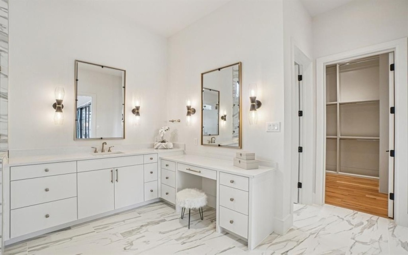 310 Shady Oaks Drive, Southlake, TX 76092, 6 Bedrooms Bedrooms, ,9 BathroomsBathrooms,Residential,For Sale,310 Shady Oaks Drive,0,21148408