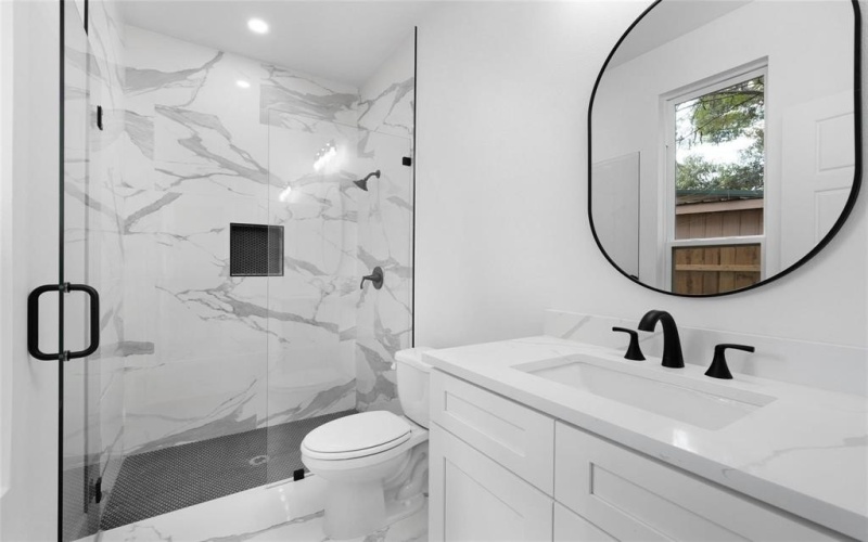 612 Lamar Street, Sulphur Springs, TX 75482, 3 Habitaciones Habitaciones , ,2 BañosBaños,Residential,En Venta,612 Lamar Street,0,21148410