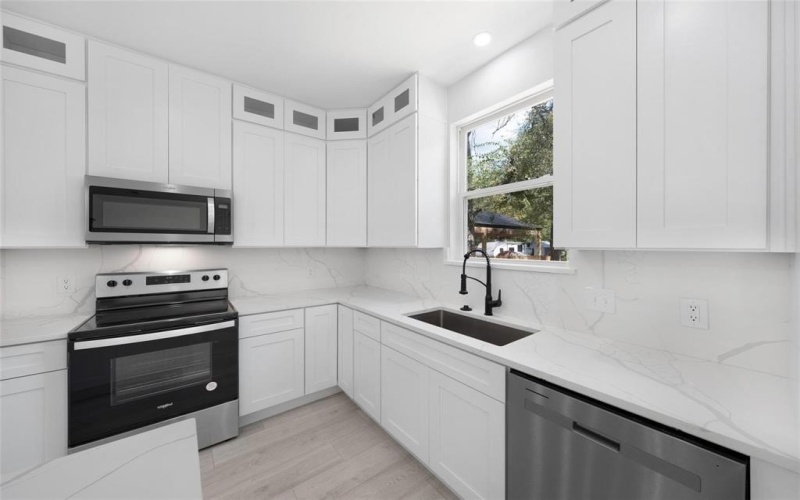 612 Lamar Street, Sulphur Springs, TX 75482, 3 Habitaciones Habitaciones , ,2 BañosBaños,Residential,En Venta,612 Lamar Street,0,21148410