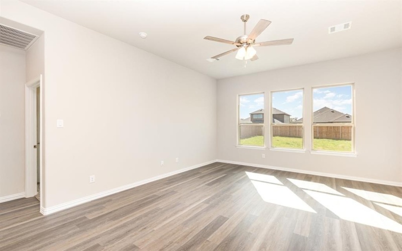 2600 Donella Drive, Denton, TX 76207, 5 Bedrooms Bedrooms, ,3 BathroomsBathrooms,Residential,For Sale,2600 Donella Drive,0,21148446