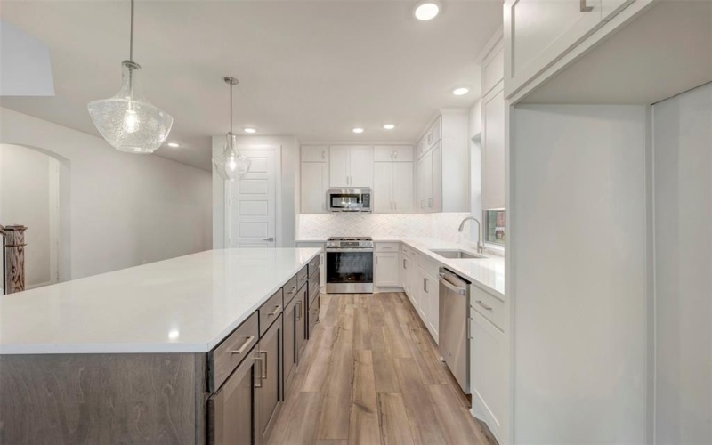 713 Scarlet Sage Drive, Waxahachie, TX 75165, 4 Habitaciones Habitaciones , ,3 BañosBaños,Residential,En Venta,713 Scarlet Sage Drive,0,21148496