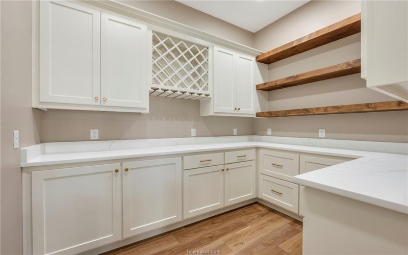 4717 Legendary Drive, College Station, TX 77845, 5 Bedrooms Bedrooms, ,5 BathroomsBathrooms,Residential,For Sale,4717 Legendary Drive,0,26000152