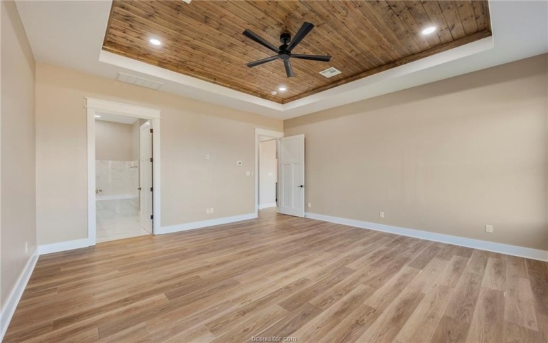 4717 Legendary Drive, College Station, TX 77845, 5 Bedrooms Bedrooms, ,5 BathroomsBathrooms,Residential,For Sale,4717 Legendary Drive,0,26000152