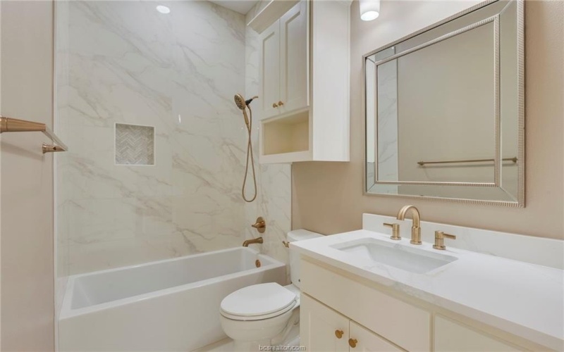 4717 Legendary Drive, College Station, TX 77845, 5 Bedrooms Bedrooms, ,5 BathroomsBathrooms,Residential,For Sale,4717 Legendary Drive,0,26000152