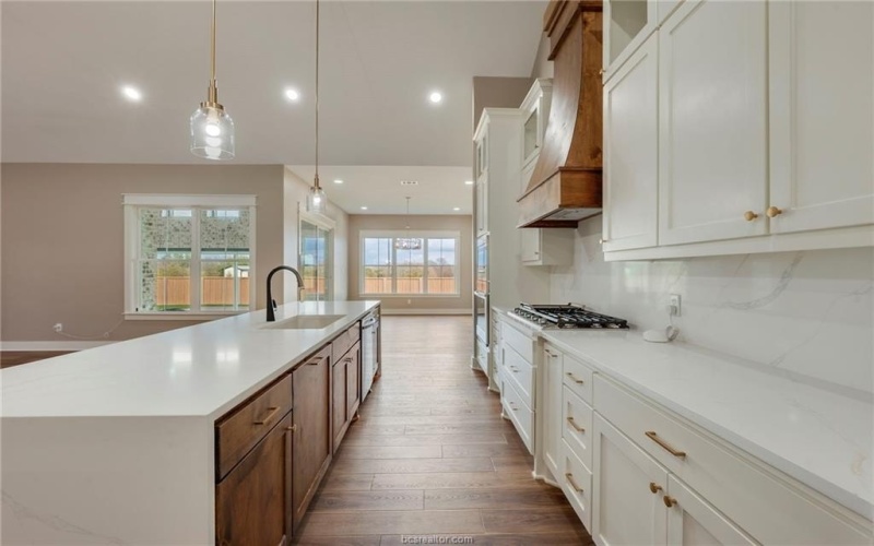 4717 Legendary Drive, College Station, TX 77845, 5 Bedrooms Bedrooms, ,5 BathroomsBathrooms,Residential,For Sale,4717 Legendary Drive,0,26000152