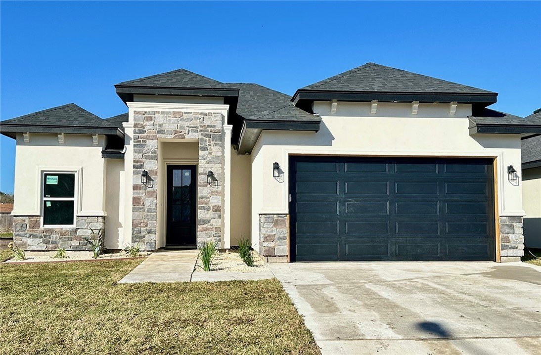 1760 Paraiso Drive, Kingsville, TX 78363, 3 Bedrooms Bedrooms, ,2 BathroomsBathrooms,Residential,For Sale,1760 Paraiso Drive,0,469661
