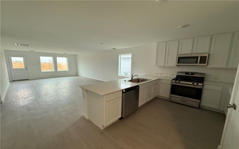 7833 Thor Drive, Corpus Christi, TX 78414, 4 Habitaciones Habitaciones , ,2 BañosBaños,Residential,En Venta,7833 Thor Drive,0,469716