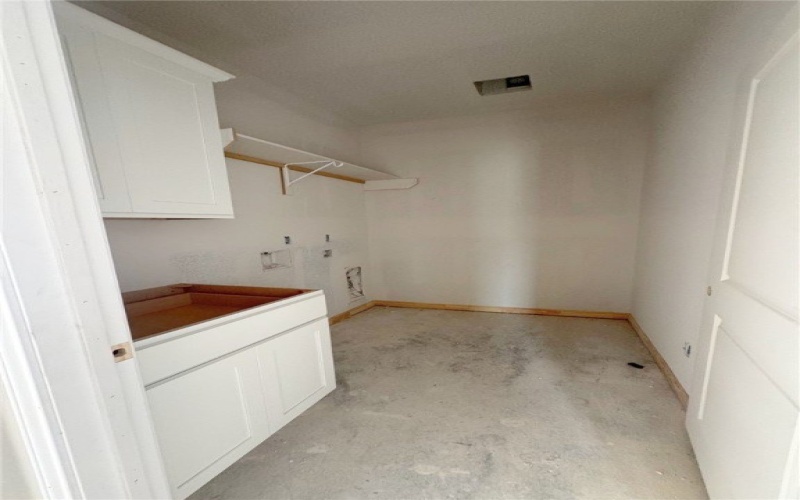 8174 Luz De Luna Street, Corpus Christi, TX 78414, 4 Bedrooms Bedrooms, ,3 BathroomsBathrooms,Residential,For Sale,8174 Luz De Luna Street,0,469740