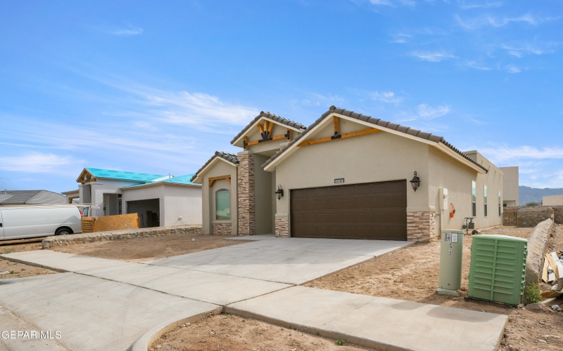 6170 SORREL DRIVE, El Paso, TX 79932, 4 Habitaciones Habitaciones , ,1 BañoBaños,Residential,En Venta,6170 SORREL DRIVE,0,930624