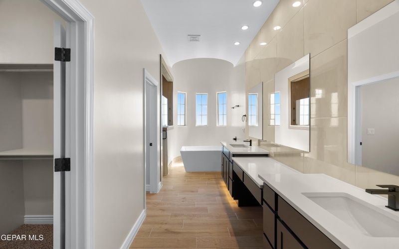 7322 Sidewinder Drive, El Paso, TX 79911, 4 Habitaciones Habitaciones , ,3 BañosBaños,Residential,En Venta,7322 Sidewinder Drive,0,936200