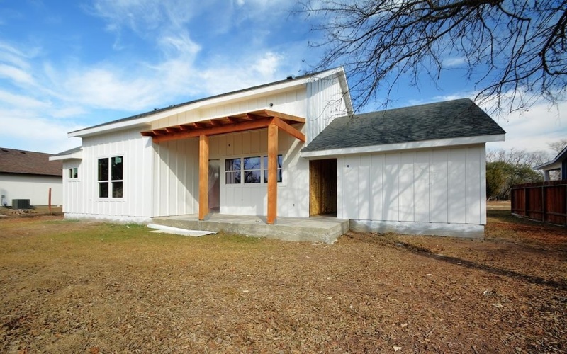 325 Cottage St, Kerrville, TX 78028, 3 Habitaciones Habitaciones , ,2 BañosBaños,Residential,En Venta,325 Cottage St,0,121212