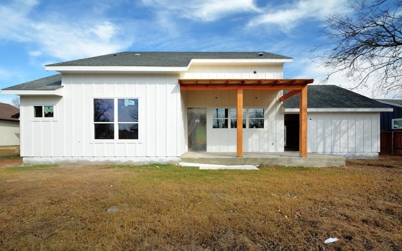 325 Cottage St, Kerrville, TX 78028, 3 Habitaciones Habitaciones , ,2 BañosBaños,Residential,En Venta,325 Cottage St,0,121212