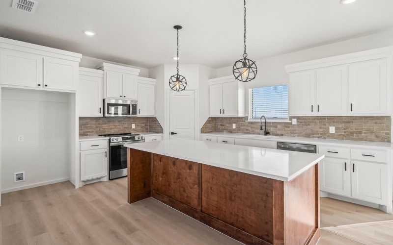 1713 County Road 5500, Lubbock, TX 79403, 3 Bedrooms Bedrooms, ,2 BathroomsBathrooms,Residential,For Sale,1713 County Road 5500,0,202562867