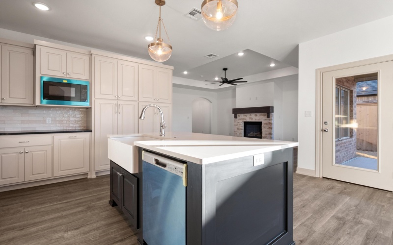 1426 15th Street, Shallowater, TX 79363, 4 Bedrooms Bedrooms, ,2 BathroomsBathrooms,Residential,For Sale,1426 15th Street,0,202600423