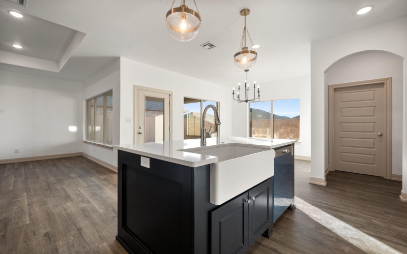 1426 15th Street, Shallowater, TX 79363, 4 Bedrooms Bedrooms, ,2 BathroomsBathrooms,Residential,For Sale,1426 15th Street,0,202600423