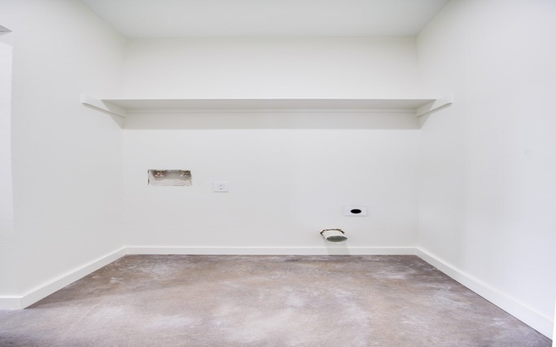 21 W 20th St, San Angelo, TX 76903, 3 Bedrooms Bedrooms, ,2 BathroomsBathrooms,Residential,For Sale,21 W 20th St,0,130270