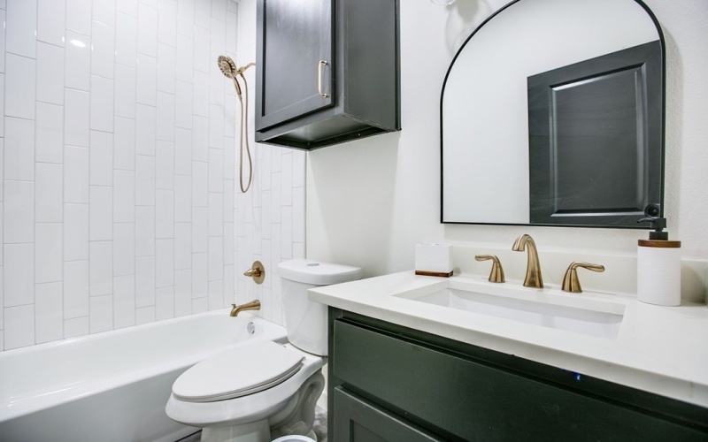 21 W 20th St, San Angelo, TX 76903, 3 Bedrooms Bedrooms, ,2 BathroomsBathrooms,Residential,For Sale,21 W 20th St,0,130270