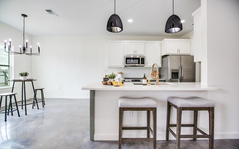 21 W 20th St, San Angelo, TX 76903, 3 Bedrooms Bedrooms, ,2 BathroomsBathrooms,Residential,For Sale,21 W 20th St,0,130270