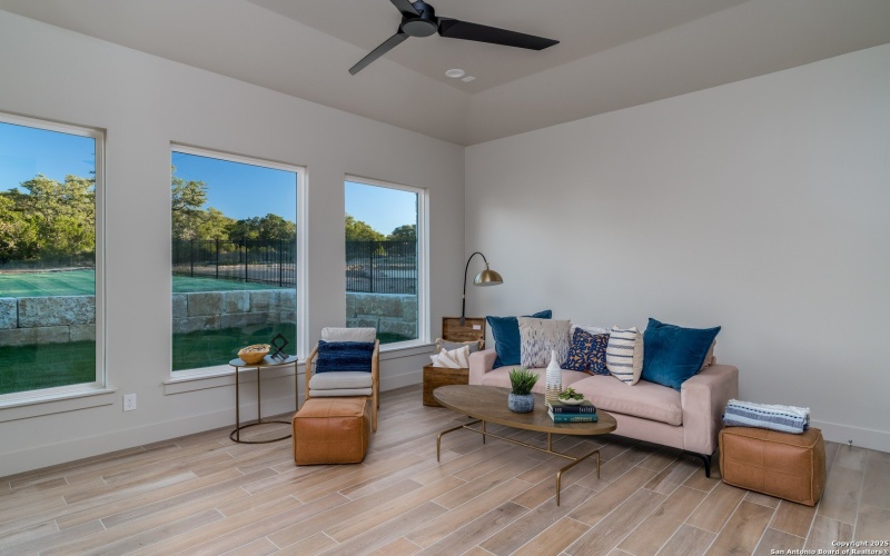 24403 Tres Arroyos, San Antonio, TX 78255, 3 Habitaciones Habitaciones , ,5 BañosBaños,Residential,En Venta,24403 Tres Arroyos,0,1932413