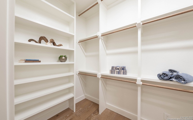 24351 Tres Arroyos, San Antonio, TX 78255, 4 Habitaciones Habitaciones , ,3 BañosBaños,Residential,En Venta,24351 Tres Arroyos,0,1932421