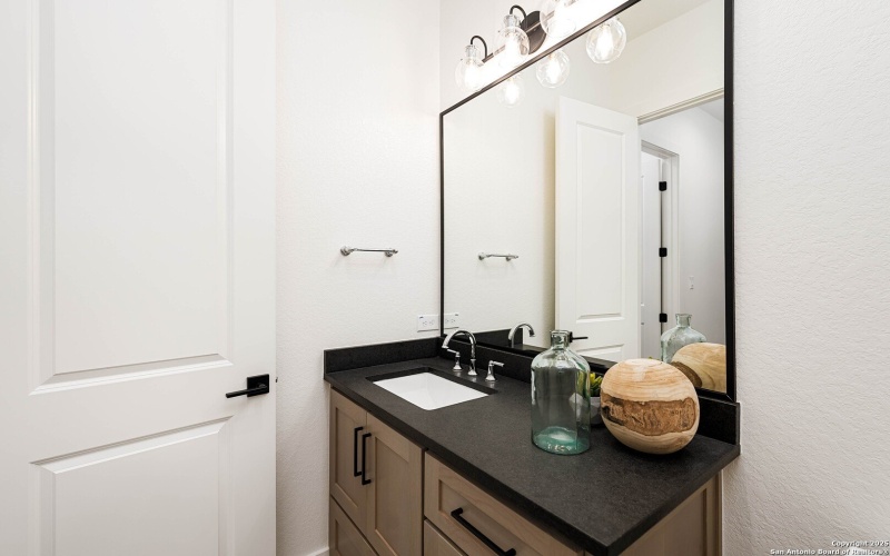 24351 Tres Arroyos, San Antonio, TX 78255, 4 Habitaciones Habitaciones , ,3 BañosBaños,Residential,En Venta,24351 Tres Arroyos,0,1932421