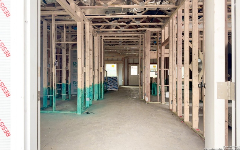 129 Yale St, Seguin, TX 78155, 5 Bedrooms Bedrooms, ,3 BathroomsBathrooms,Residential,For Sale,129 Yale St,0,1932436