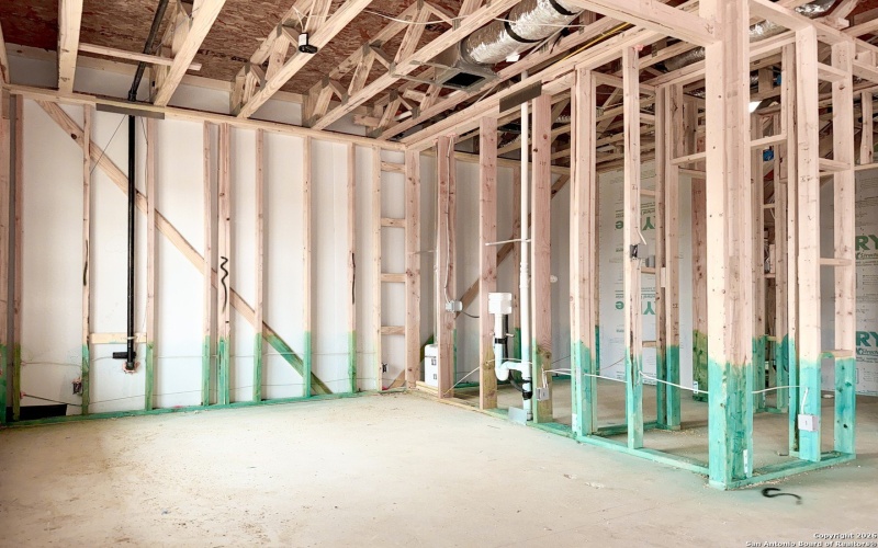 129 Yale St, Seguin, TX 78155, 5 Bedrooms Bedrooms, ,3 BathroomsBathrooms,Residential,For Sale,129 Yale St,0,1932436