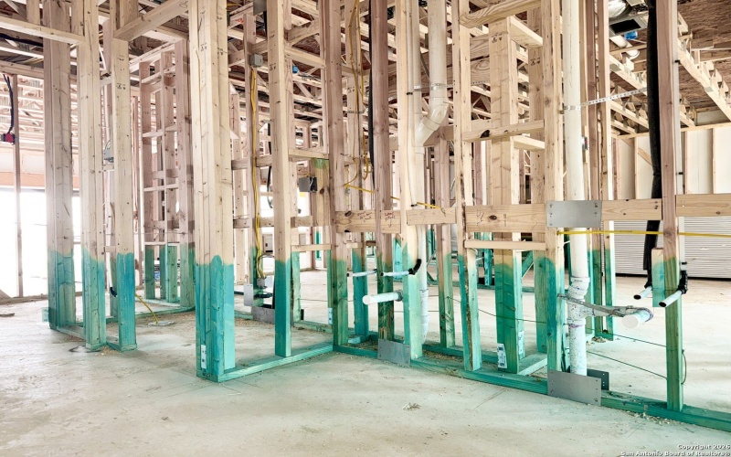 129 Yale St, Seguin, TX 78155, 5 Bedrooms Bedrooms, ,3 BathroomsBathrooms,Residential,For Sale,129 Yale St,0,1932436