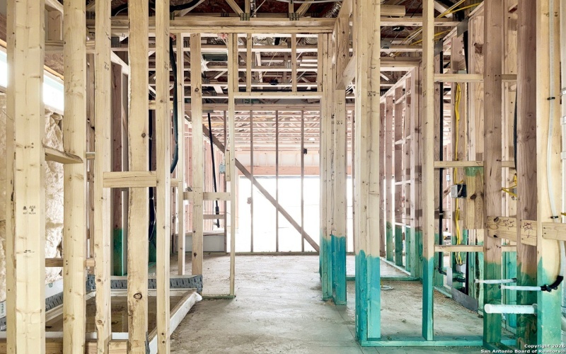 129 Yale St, Seguin, TX 78155, 5 Bedrooms Bedrooms, ,3 BathroomsBathrooms,Residential,For Sale,129 Yale St,0,1932436