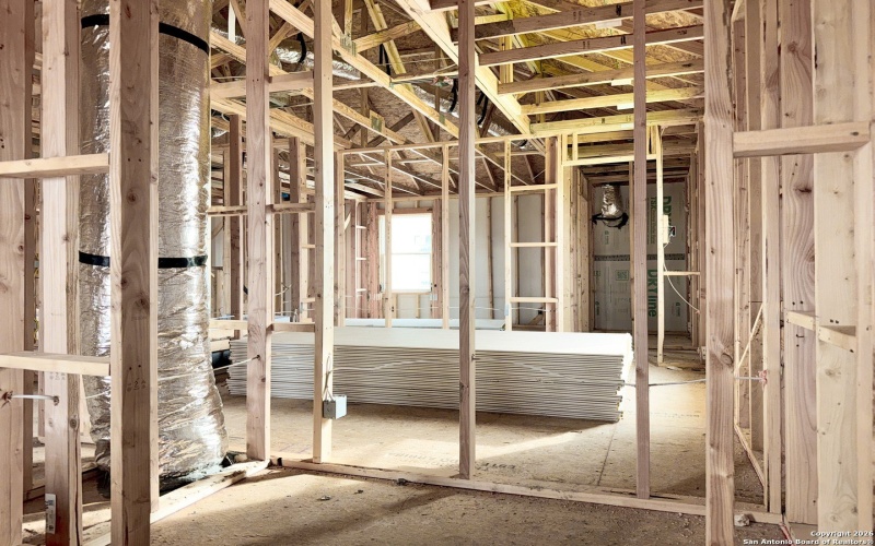 129 Yale St, Seguin, TX 78155, 5 Bedrooms Bedrooms, ,3 BathroomsBathrooms,Residential,For Sale,129 Yale St,0,1932436