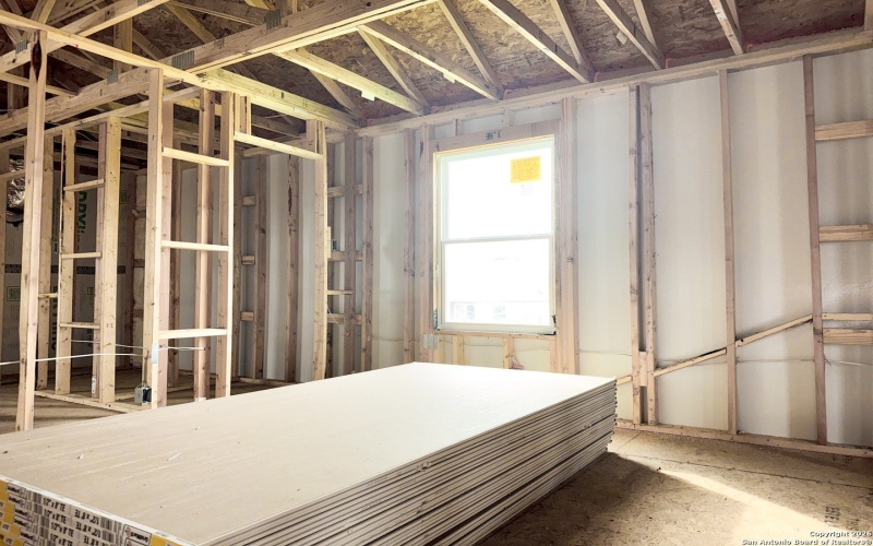 129 Yale St, Seguin, TX 78155, 5 Bedrooms Bedrooms, ,3 BathroomsBathrooms,Residential,For Sale,129 Yale St,0,1932436