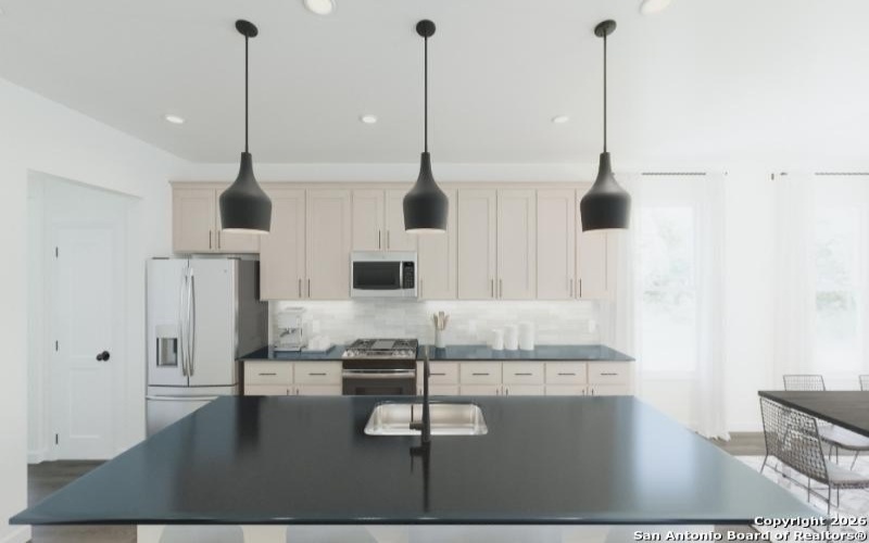 129 Yale St, Seguin, TX 78155, 5 Bedrooms Bedrooms, ,3 BathroomsBathrooms,Residential,For Sale,129 Yale St,0,1932436