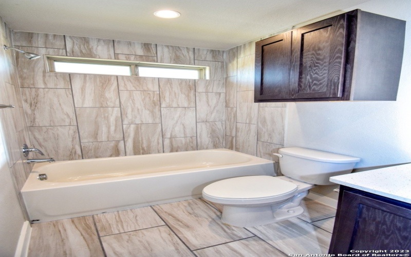 8406 Via Pisa, San Antonio, TX 78227, ,Residential Multi Family,For Sale,8406 Via Pisa,0,1932457