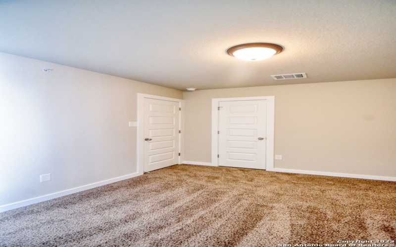 8406 Via Pisa, San Antonio, TX 78227, ,Residential Multi Family,For Sale,8406 Via Pisa,0,1932457