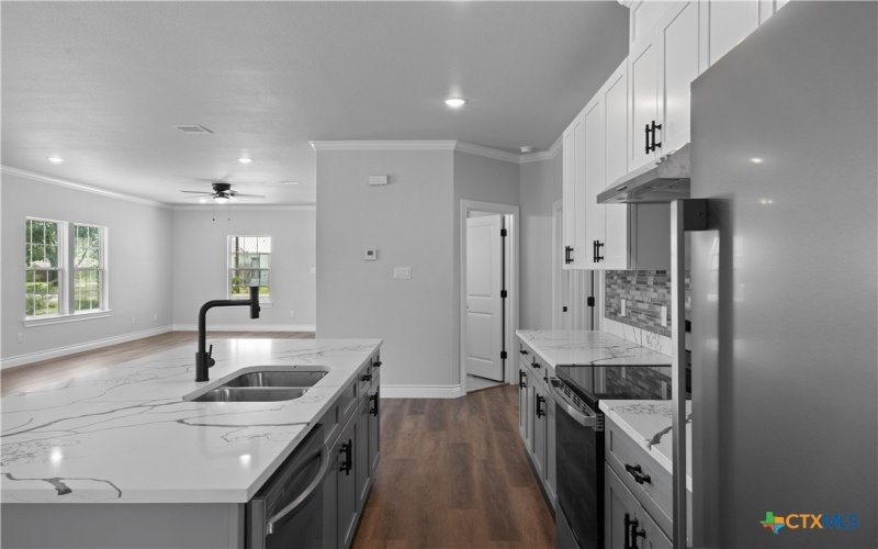 502 N Mignonette Street, Kosse, TX 76653, 3 Habitaciones Habitaciones , ,2 BañosBaños,Residential,En Venta,502 N Mignonette Street,0,567395