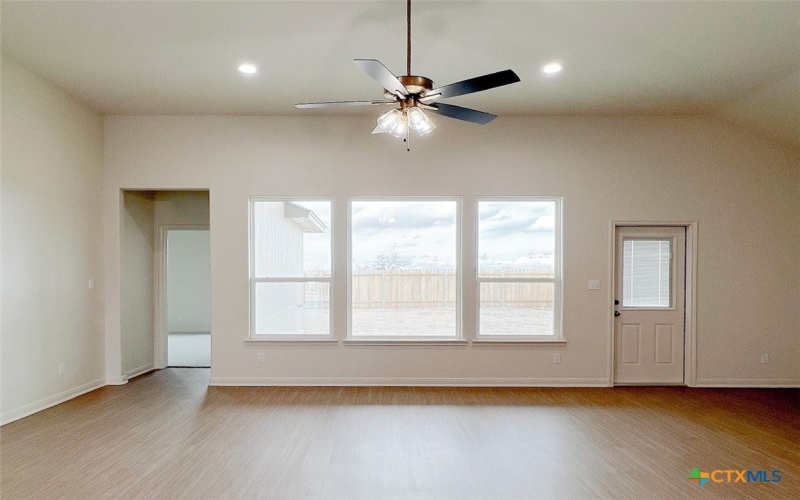 112 Raindance Court, Victoria, TX 77904, 3 Bedrooms Bedrooms, ,2 BathroomsBathrooms,Residential,For Sale,112 Raindance Court,0,586625