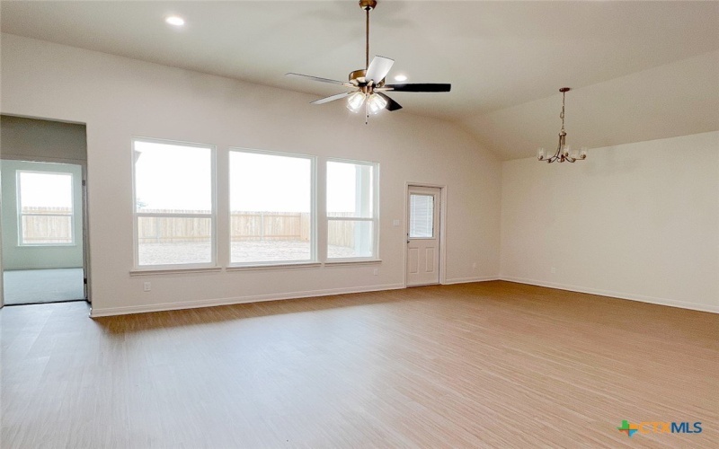 112 Raindance Court, Victoria, TX 77904, 3 Bedrooms Bedrooms, ,2 BathroomsBathrooms,Residential,For Sale,112 Raindance Court,0,586625